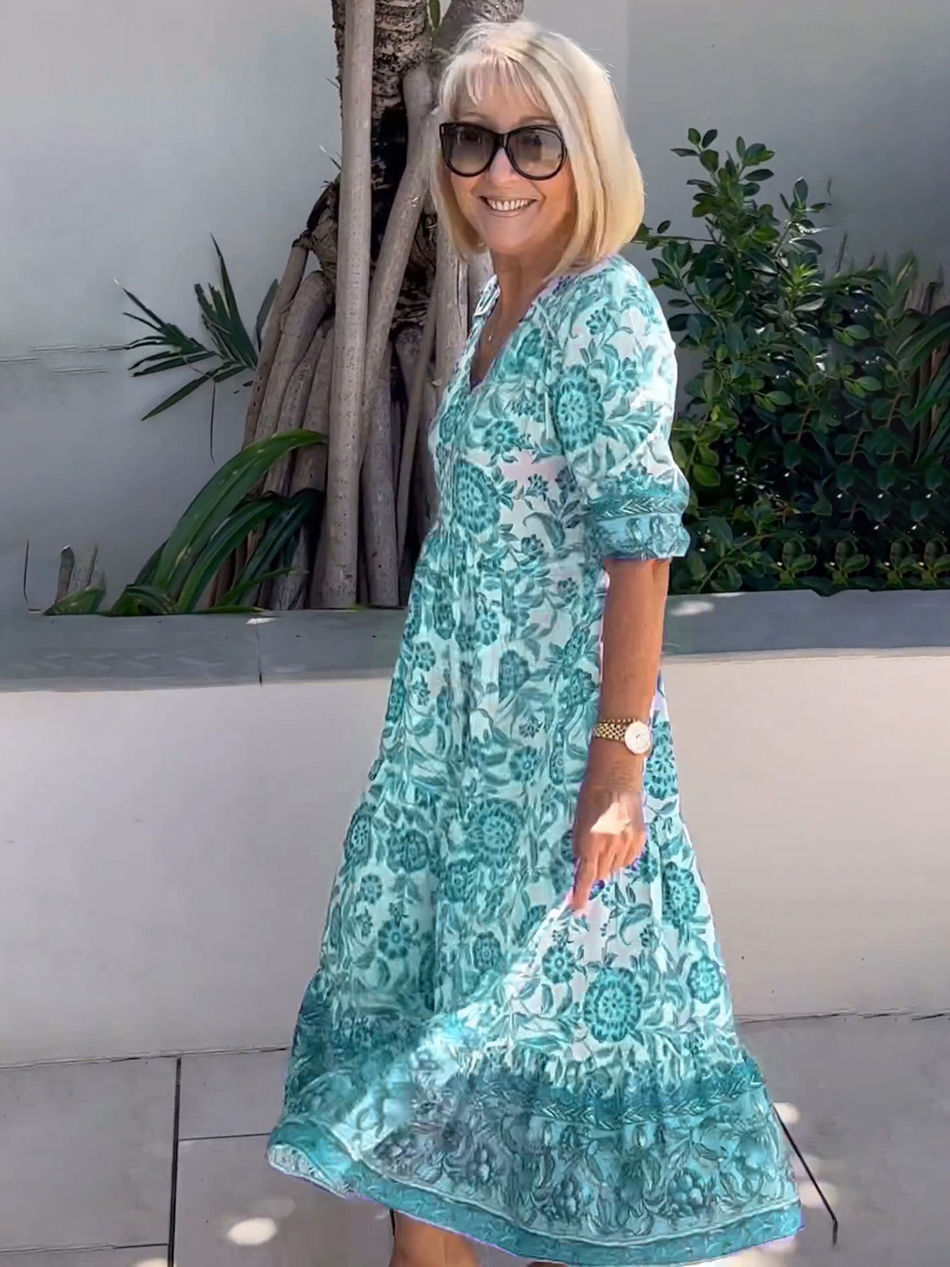 72f04bd138b54829a2012ddecc97043d